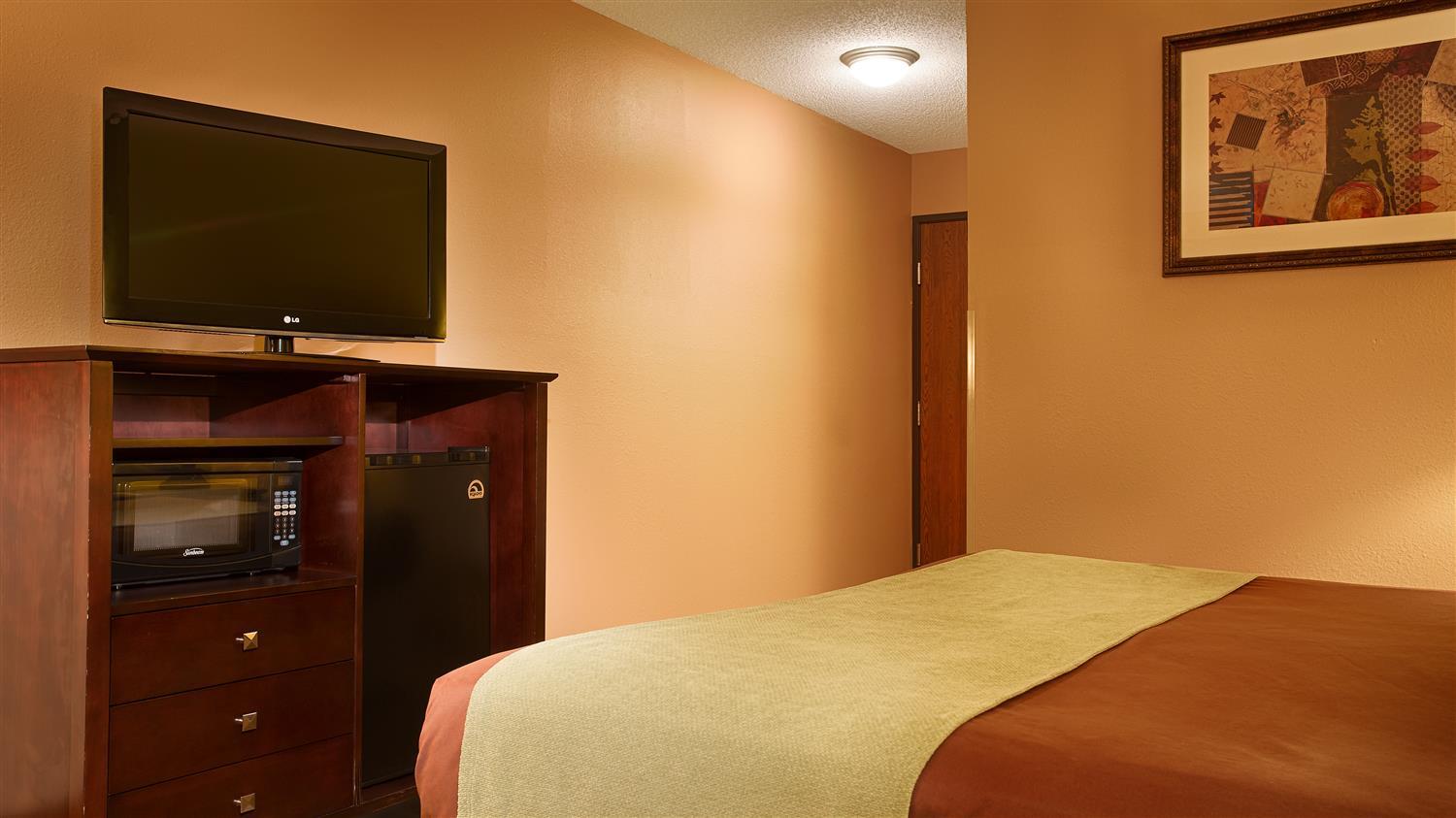 Best Western Plus Executive Inn St. Marys Exterior photo